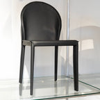 Chaise de salle à manger arrondie en cuir