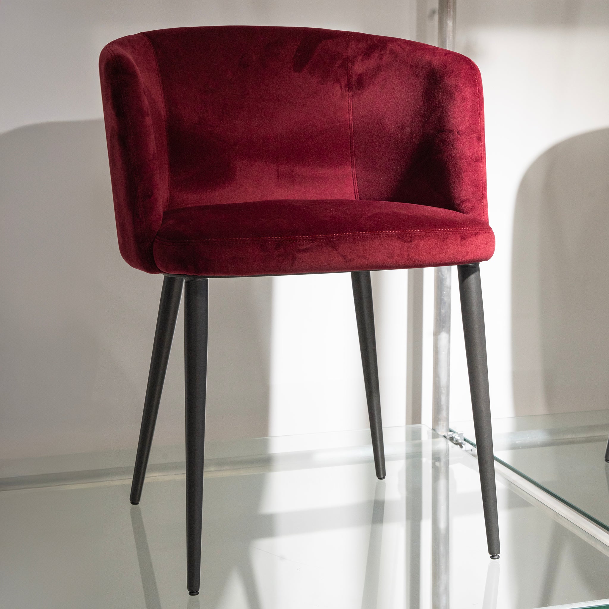 Chaise de salle à manger en velours rubis