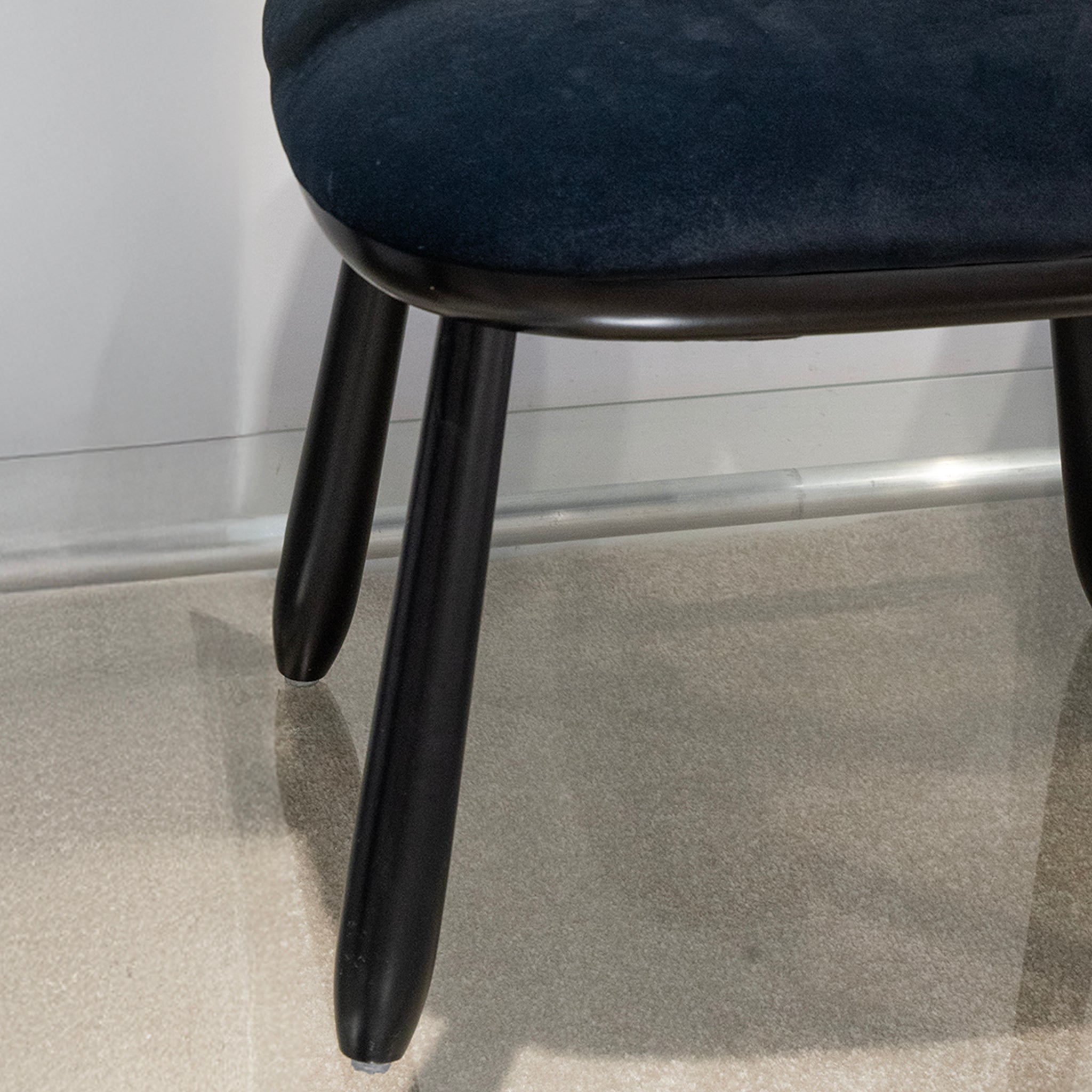 Chaise galet sculpturale