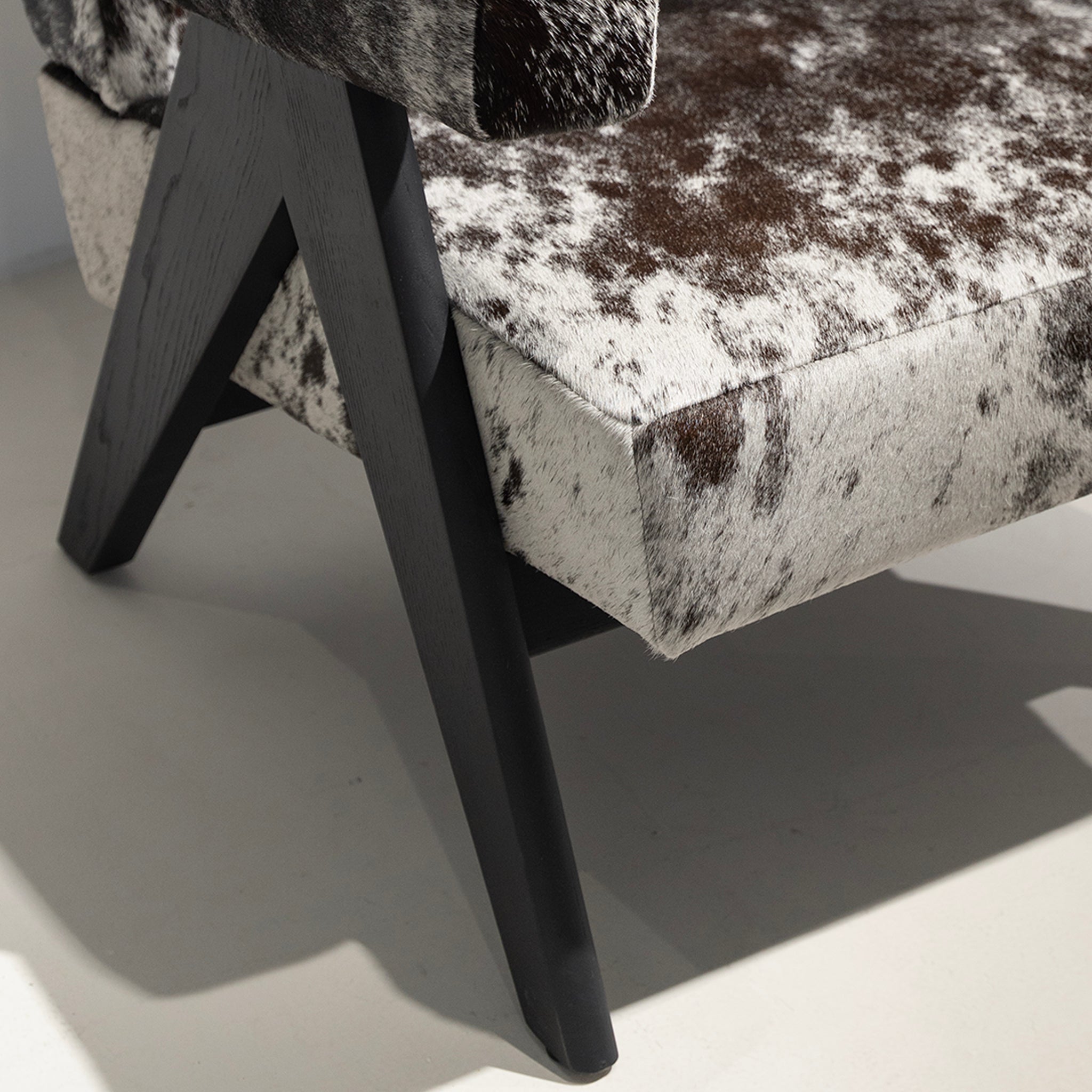 Fauteuil lounge en cuir brut