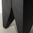 Tabouret à quatre pieds en bois massif