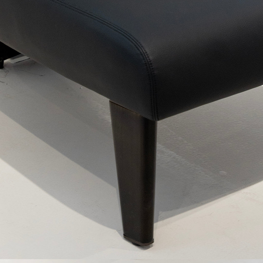 Fauteuil en cuir Crescent