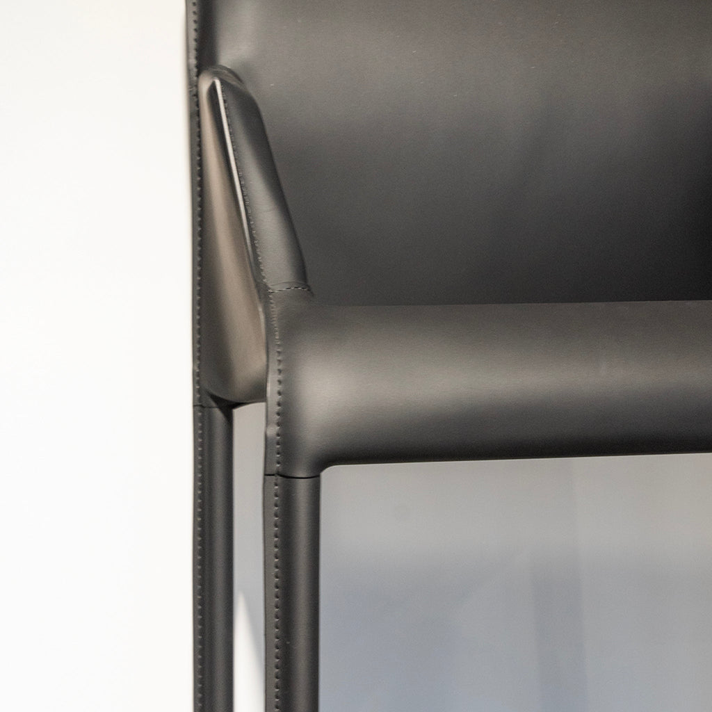 Chaise de salle à manger en cuir Contour