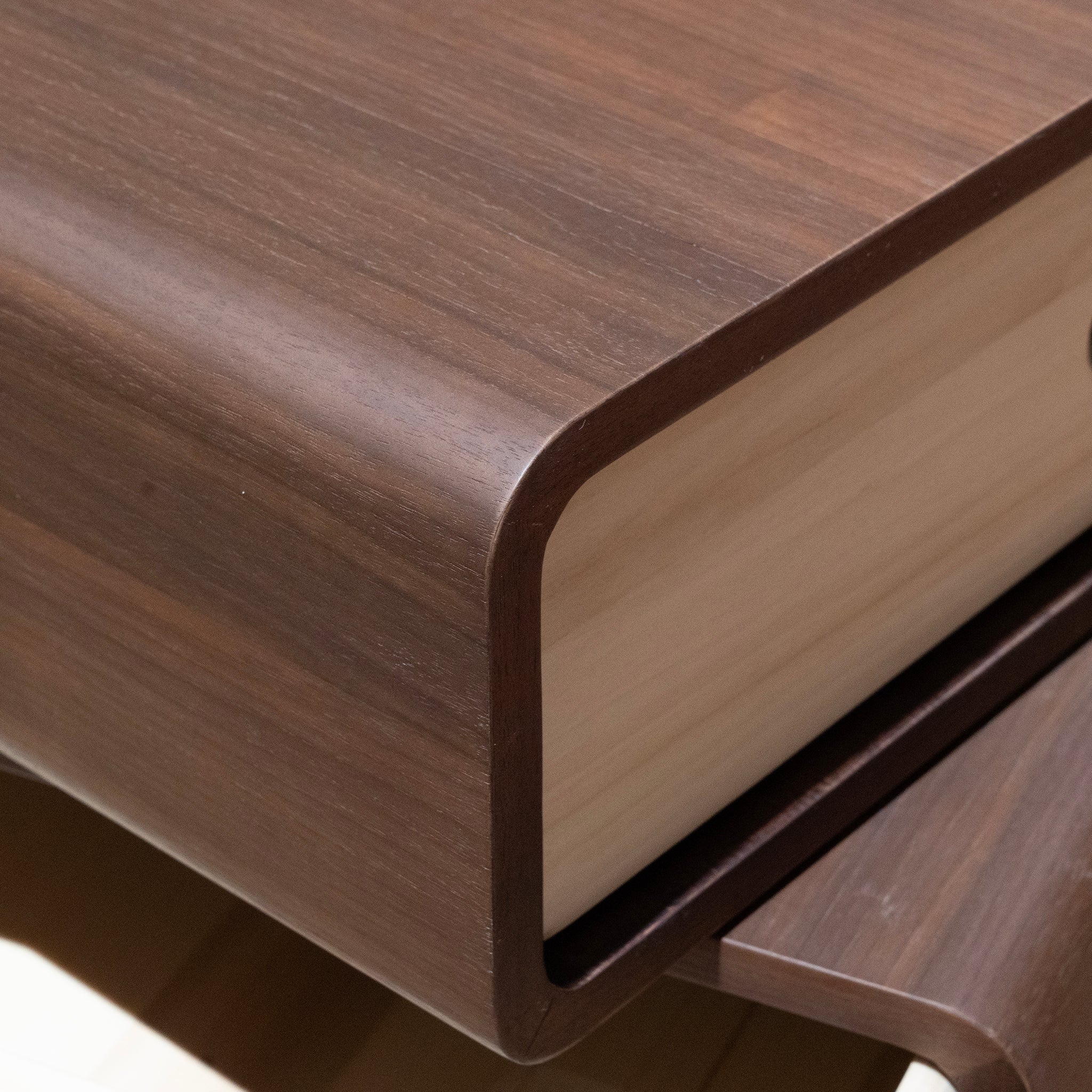 Tiroirs de la tour Echelon