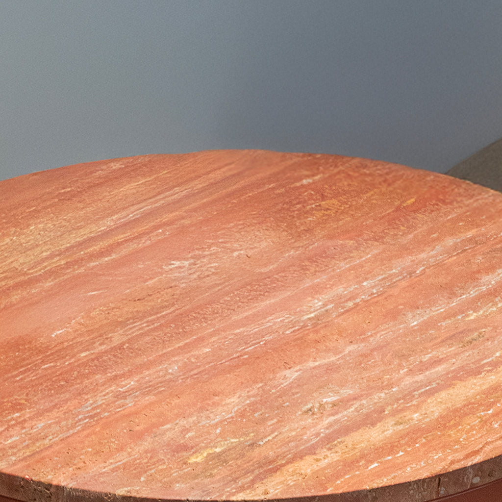 Table d'appoint en forme d'arche en terre cuite