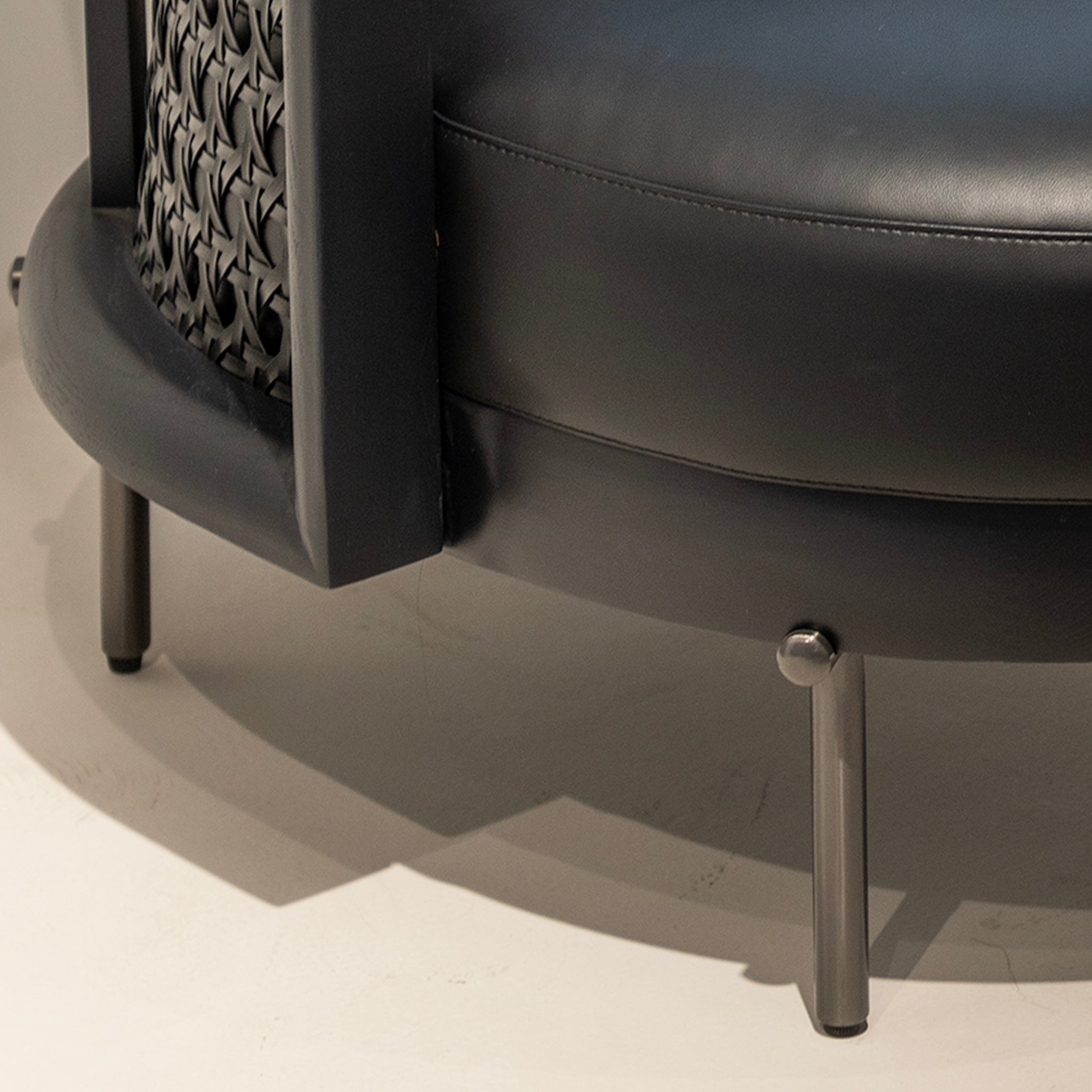 Fauteuil Woven Embrace