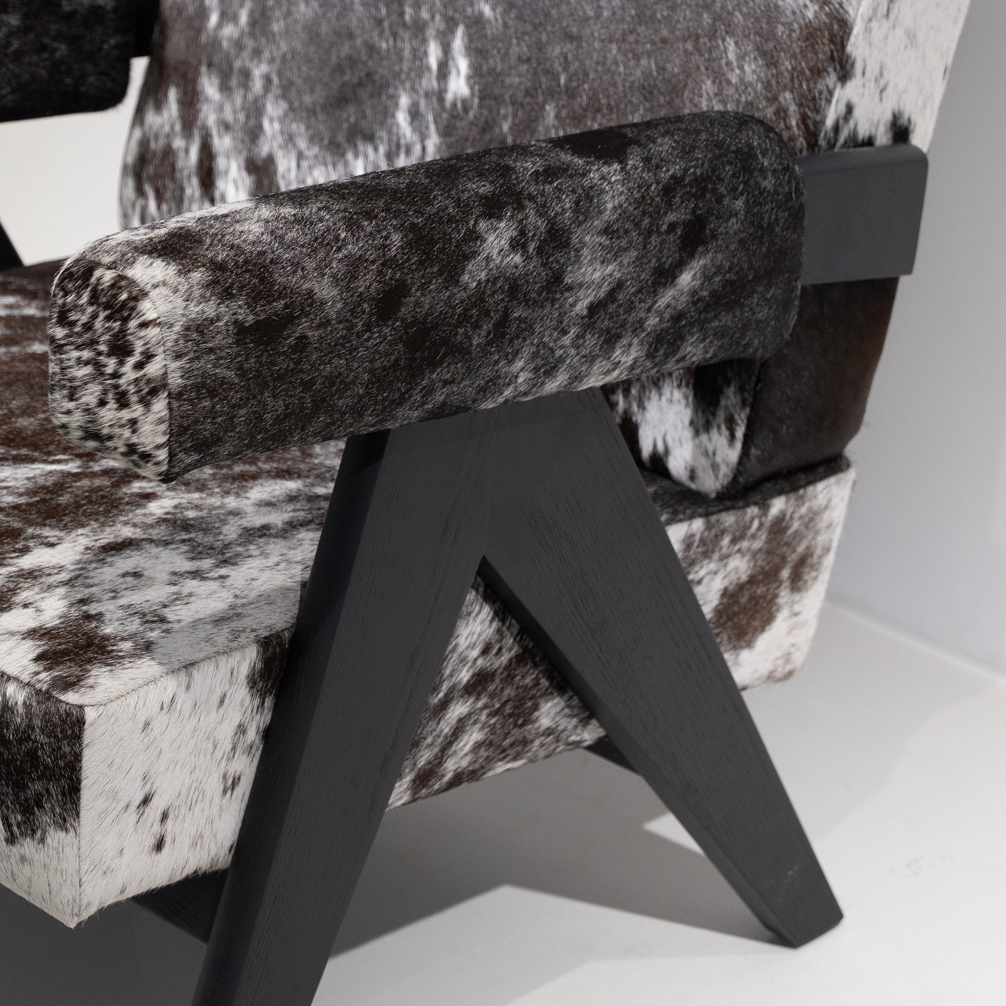 Fauteuil lounge en cuir brut