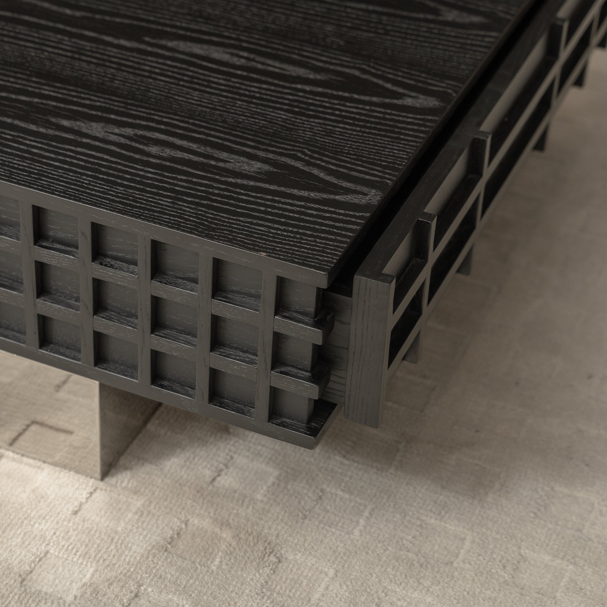 Table basse à grille