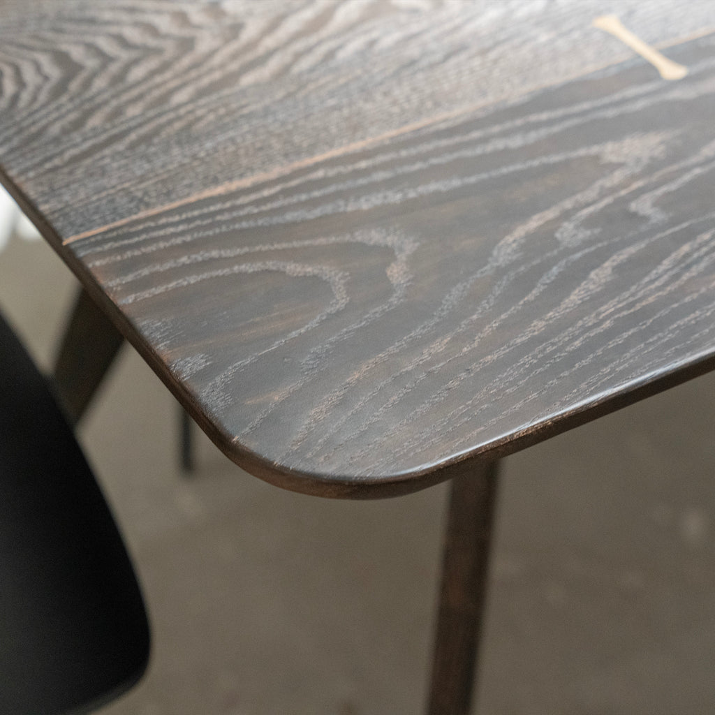 Table à manger Strata