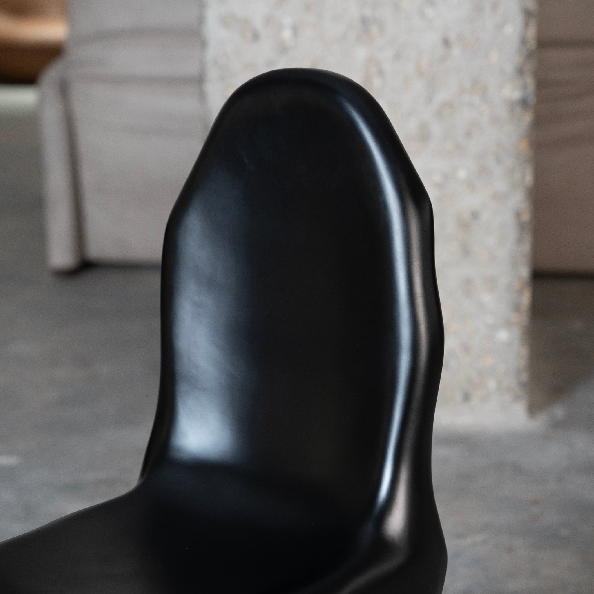 Fauteuil d'appoint sculptural